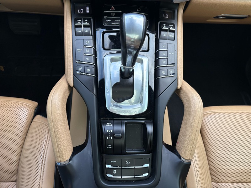 Porsche Cayenne Base 2016