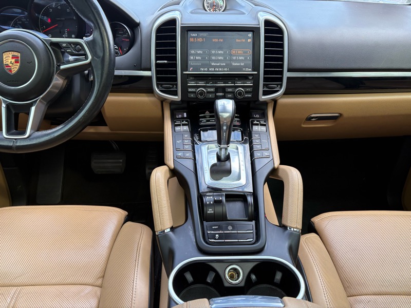 Porsche Cayenne Base 2016