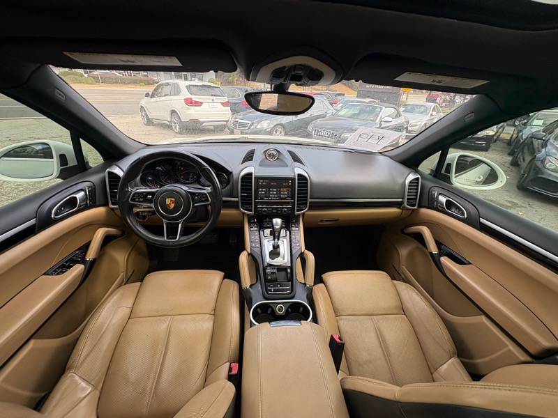 Porsche Cayenne Base 2016