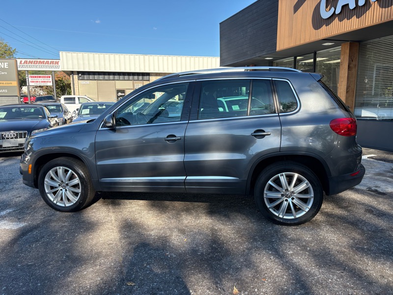 Volkswagen Tiguan SE 2016