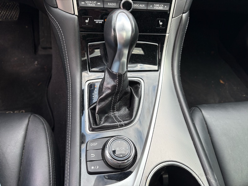 Infiniti Q50 Premium 2014