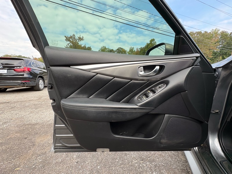 Infiniti Q50 Premium 2014