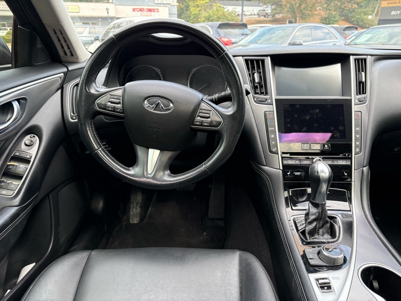 Infiniti Q50 Premium 2014