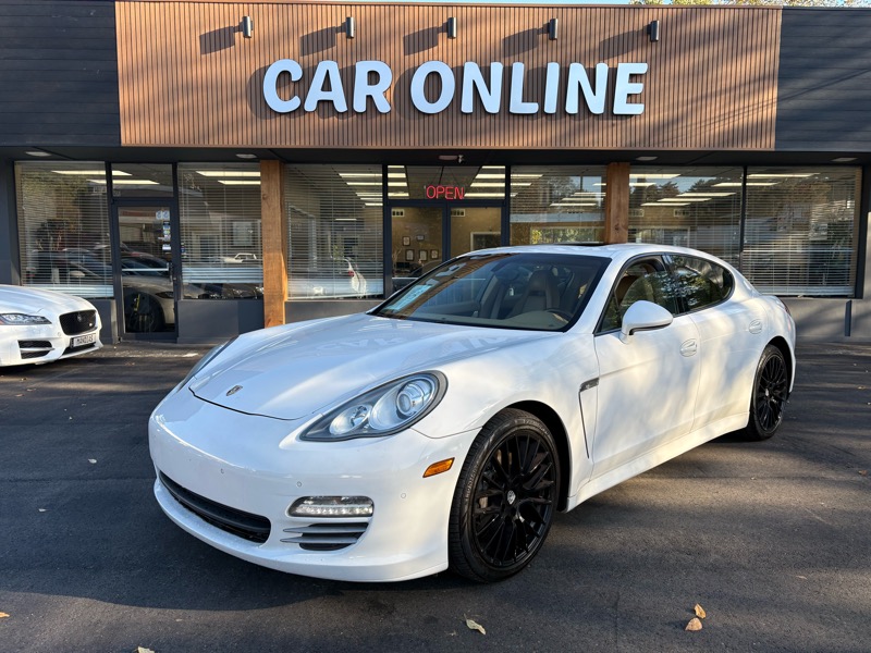 2011 Porsche Panamera 4