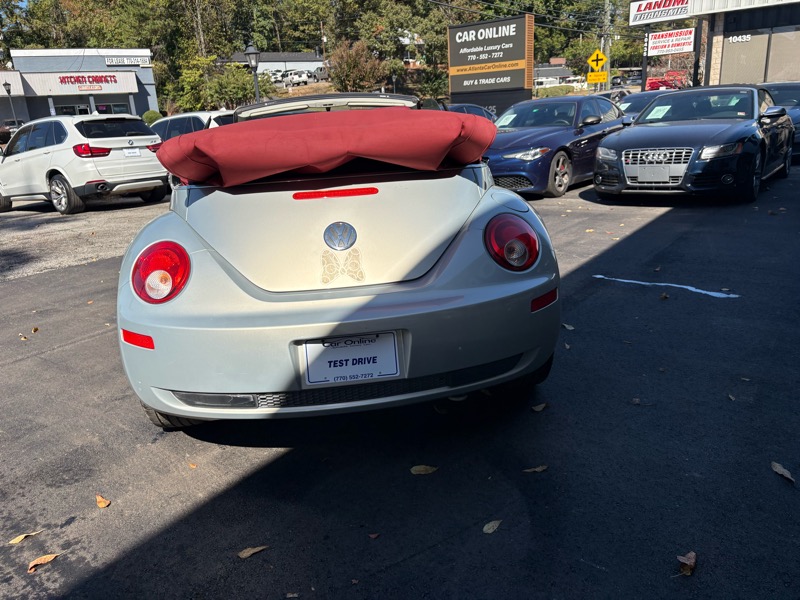 Volkswagen New Beetle S Convertible 2009