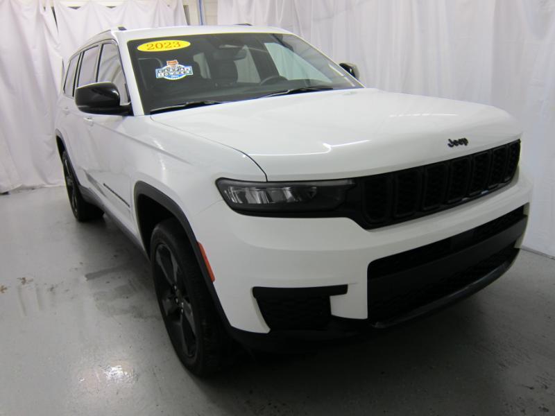 Jeep Grand Cherokee L Laredo 4WD 2023