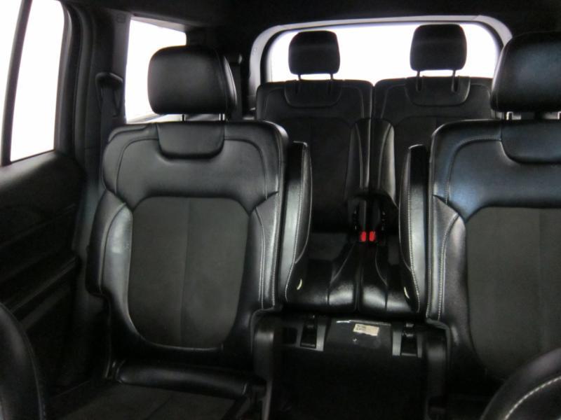 Jeep Grand Cherokee L Laredo 4WD 2023