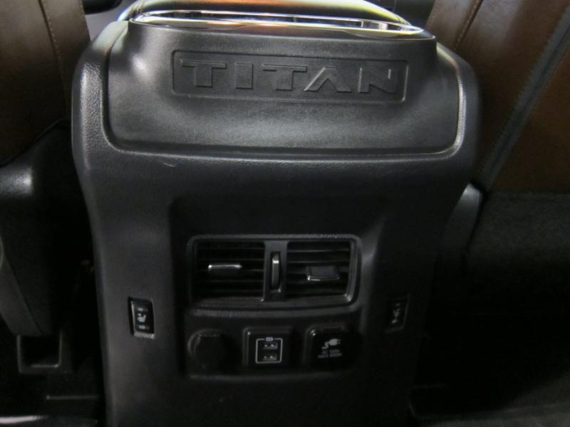 Nissan Titan PRO-4X Crew Cab 4WD 2019