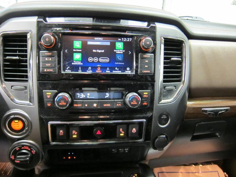 Nissan Titan PRO-4X Crew Cab 4WD 2019