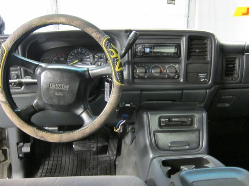 GMC Sierra 2500HD SL Ext. Cab Short Bed 4WD 2001