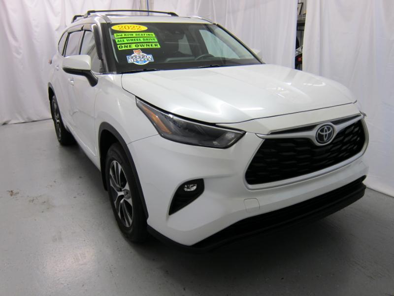 Toyota Highlander XLE Nav AWD V6 2022