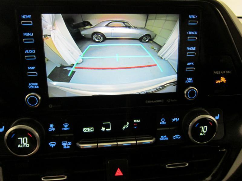 Toyota Highlander XLE Nav AWD V6 2022