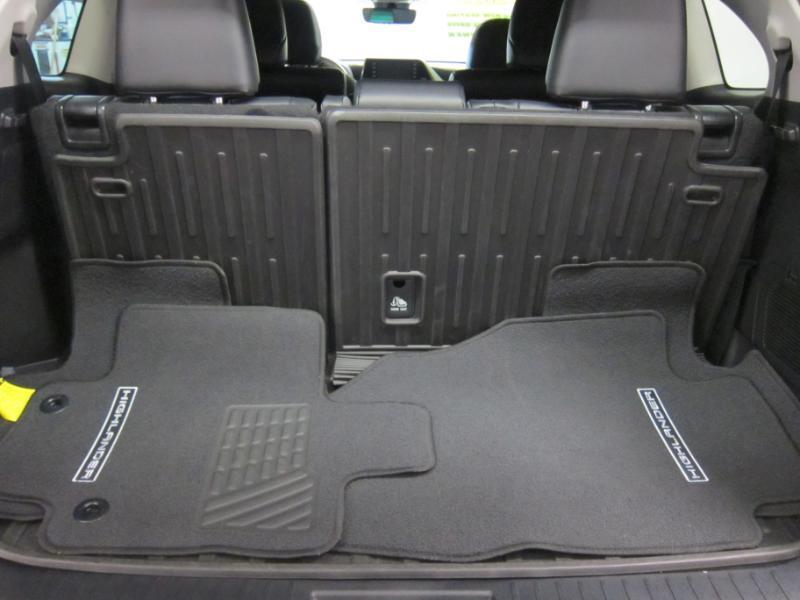 Toyota Highlander XLE Nav AWD V6 2022