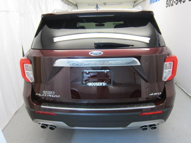 Ford Explorer Platinum AWD 2022