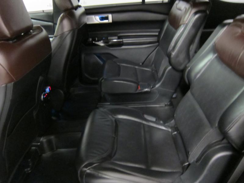 Ford Explorer Platinum AWD 2022