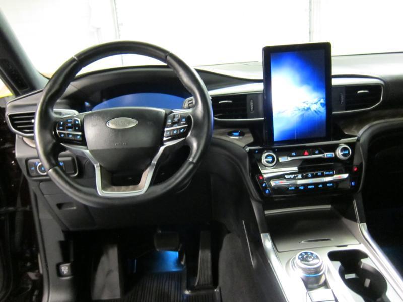 Ford Explorer Platinum AWD 2022