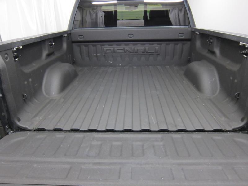 GMC Sierra 1500 Denali Crew Cab Short Bed 4WD 2018