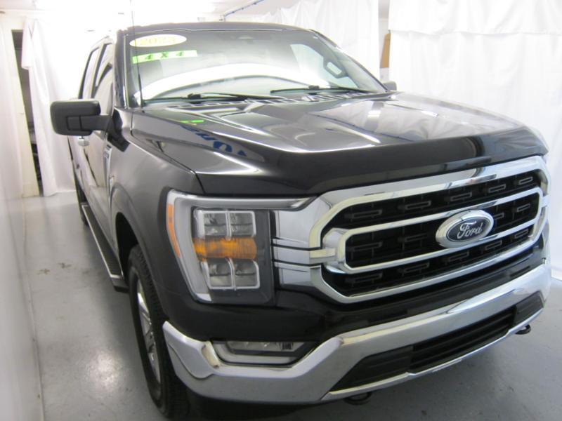 Ford F-150 4WD SuperCrew 145" XLT 2023