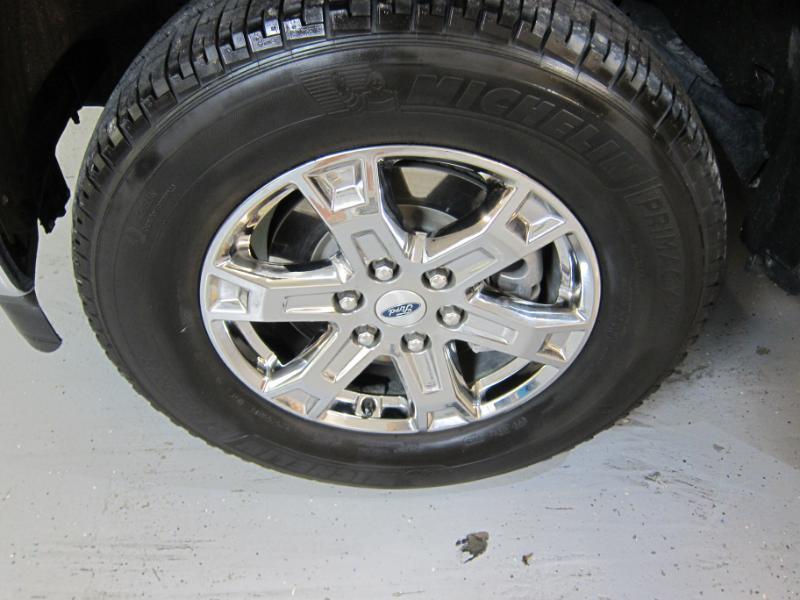 Ford F-150 4WD SuperCrew 145" XLT 2023