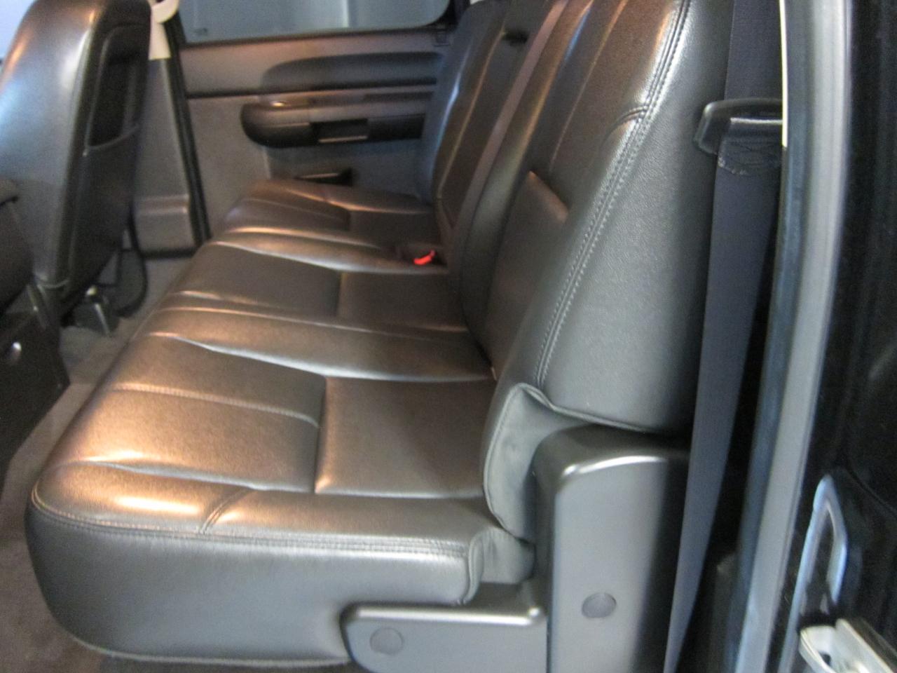 Chevrolet Silverado 2500HD LT Crew Cab 4WD 2013