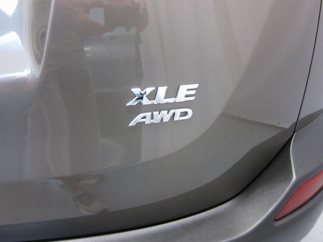 Toyota RAV4 XLE AWD 2013