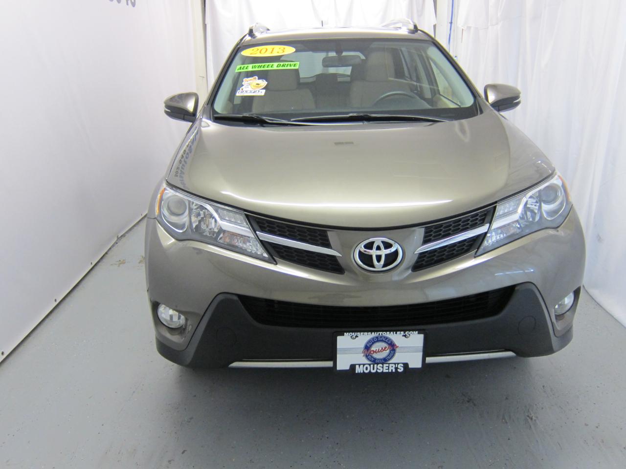 Toyota RAV4 XLE AWD 2013