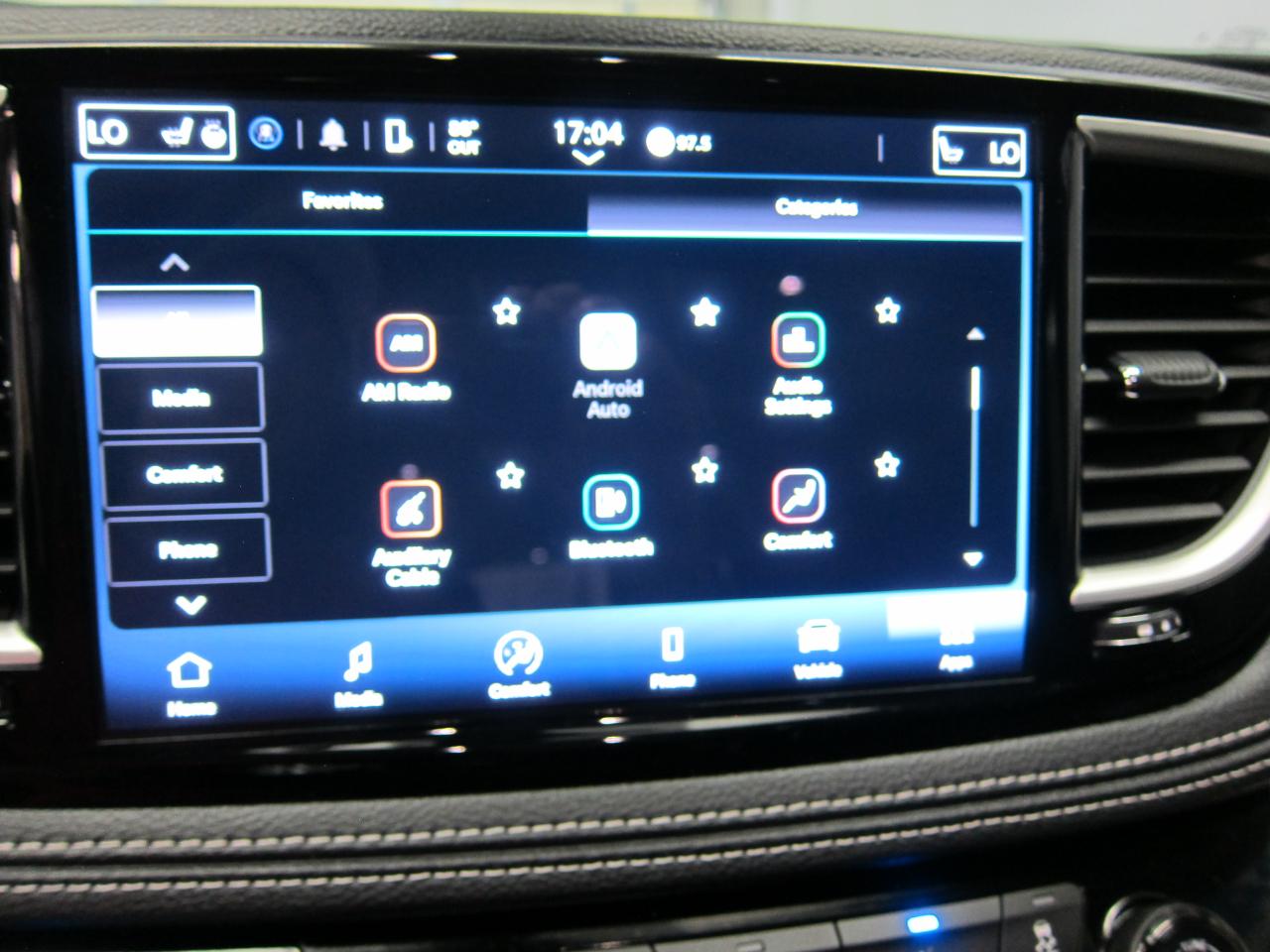Chrysler Pacifica Touring L 2024