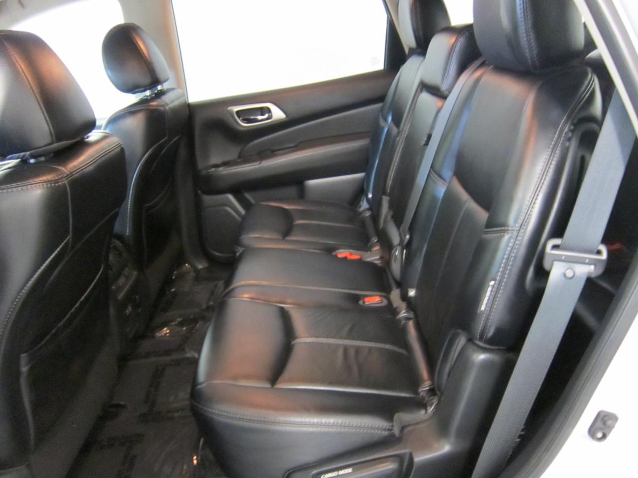 Nissan Pathfinder SL 4WD 2019