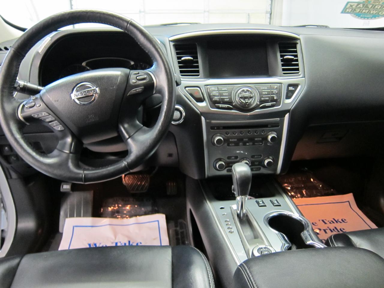 Nissan Pathfinder SL 4WD 2019