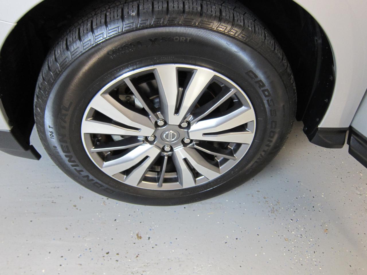 Nissan Pathfinder SL 4WD 2019