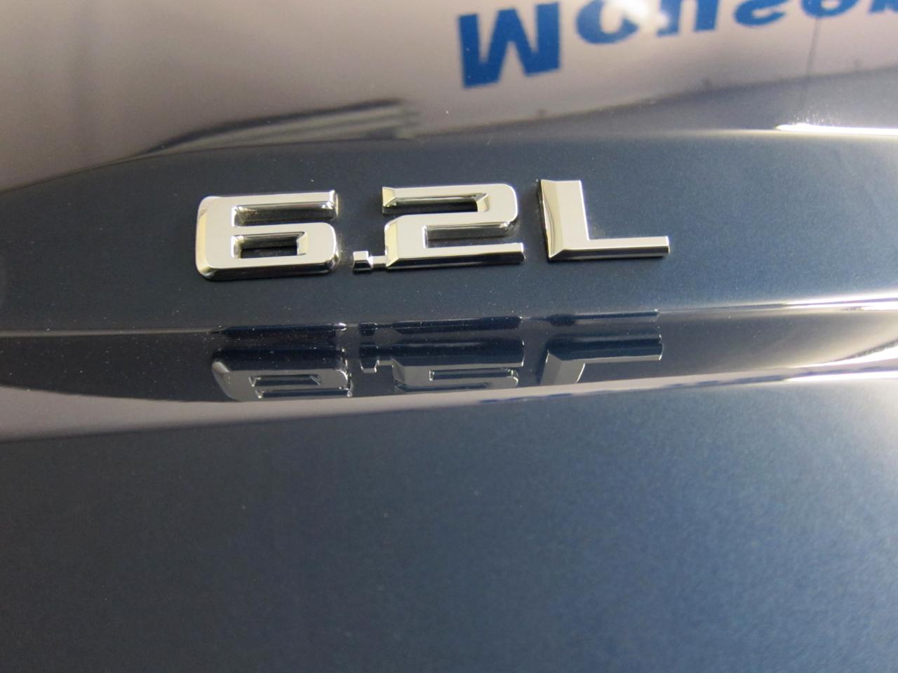 Chevrolet Silverado 1500 LTZ Crew Cab 4WD 2022