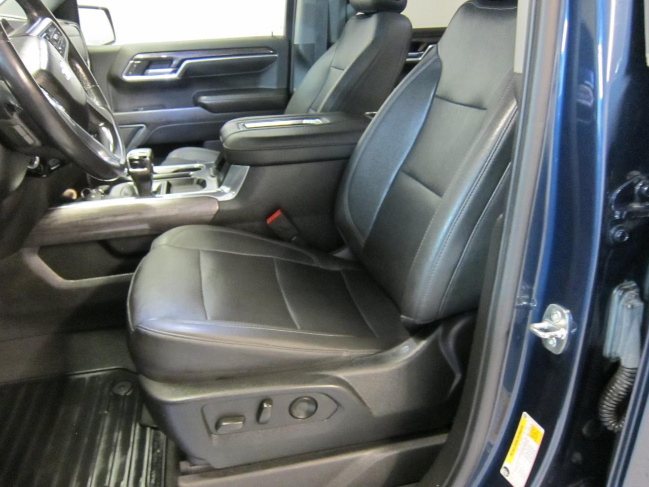 Chevrolet Silverado 1500 LTZ Crew Cab 4WD 2022