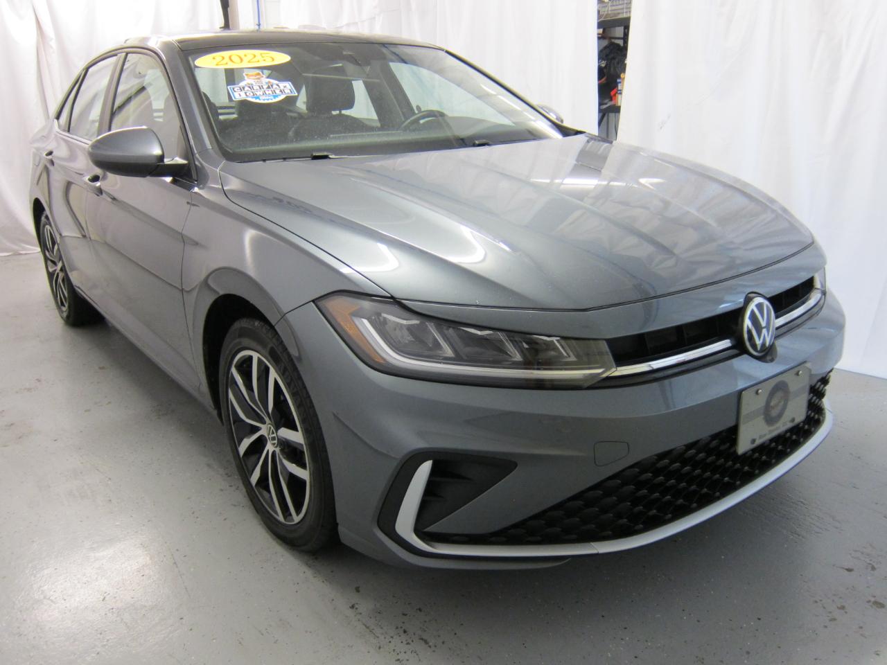 Volkswagen Jetta SE 2025