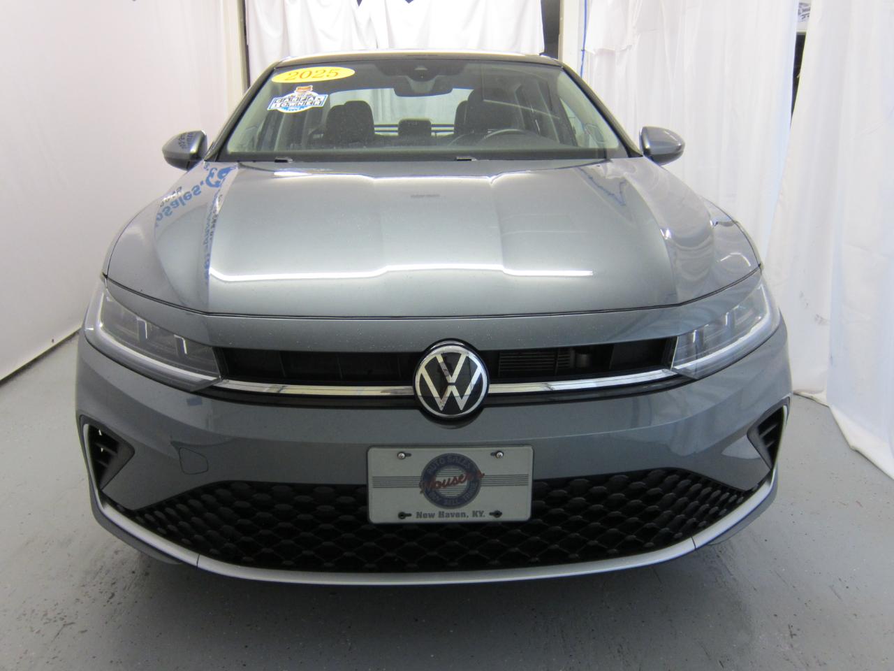 Volkswagen Jetta SE 2025