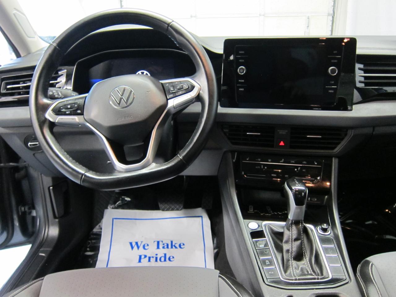 Volkswagen Jetta SE 2025