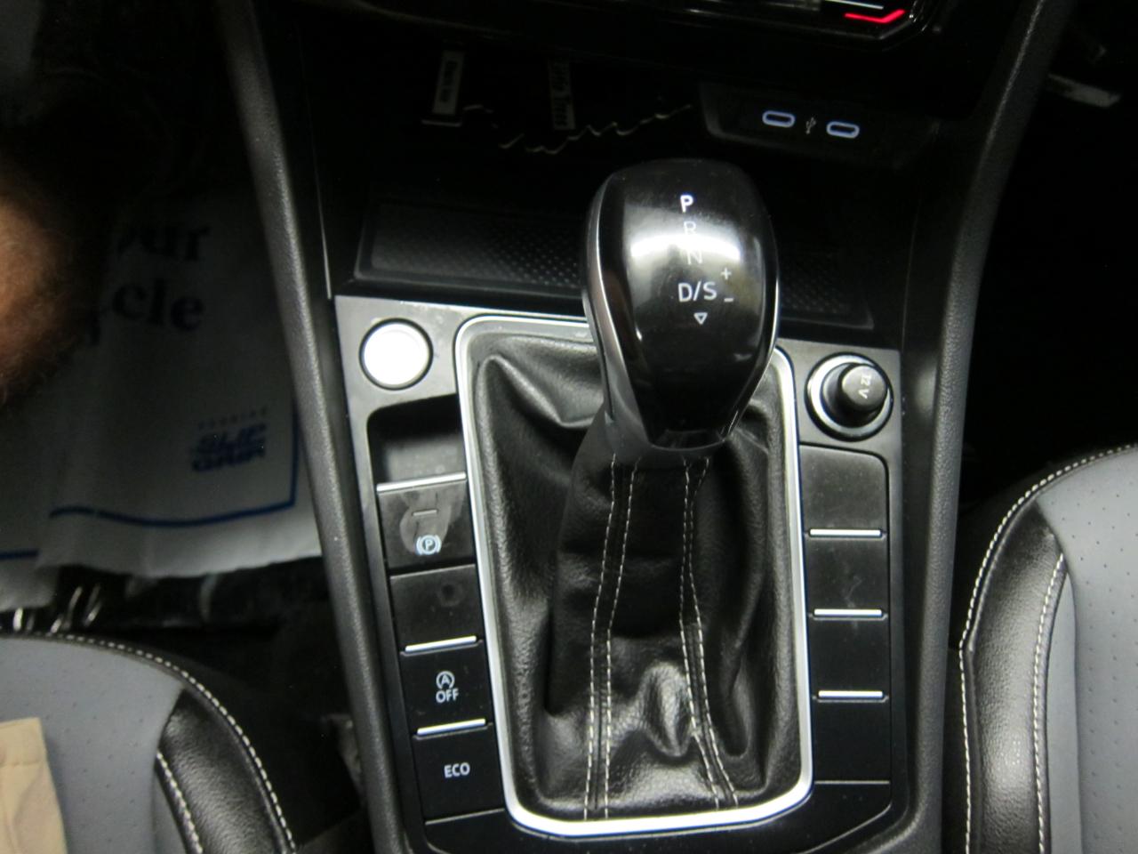 Volkswagen Jetta SE 2025