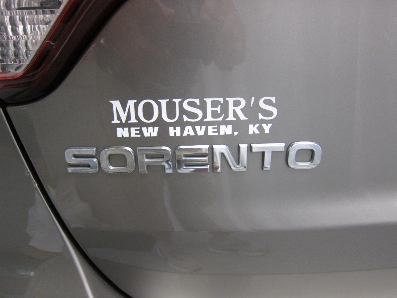 Kia Sorento LX 2WD 2014