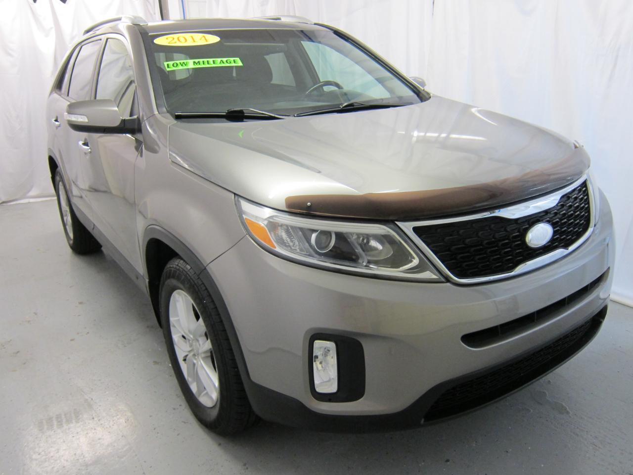 Kia Sorento LX 2WD 2014