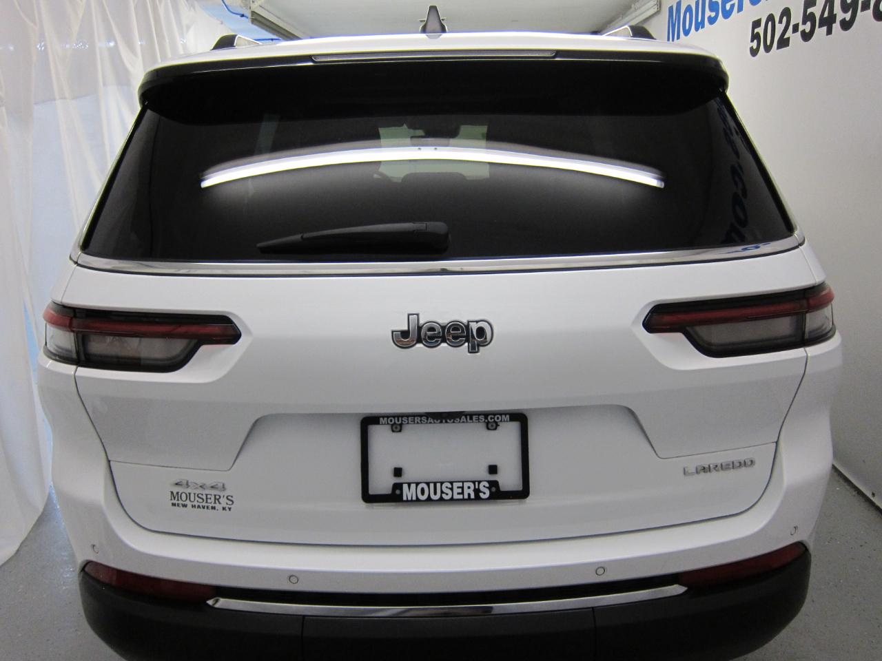 Jeep Grand Cherokee L Laredo 4WD 2023