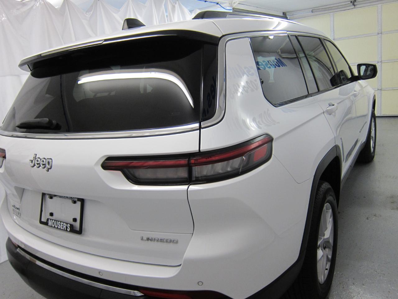 Jeep Grand Cherokee L Laredo 4WD 2023