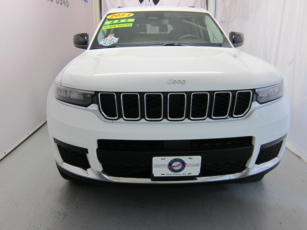Jeep Grand Cherokee L Laredo 4WD 2023
