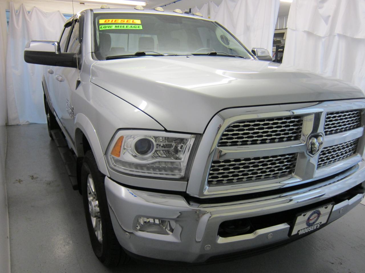 RAM 2500 Laramie Crew Cab SWB 2WD 2018