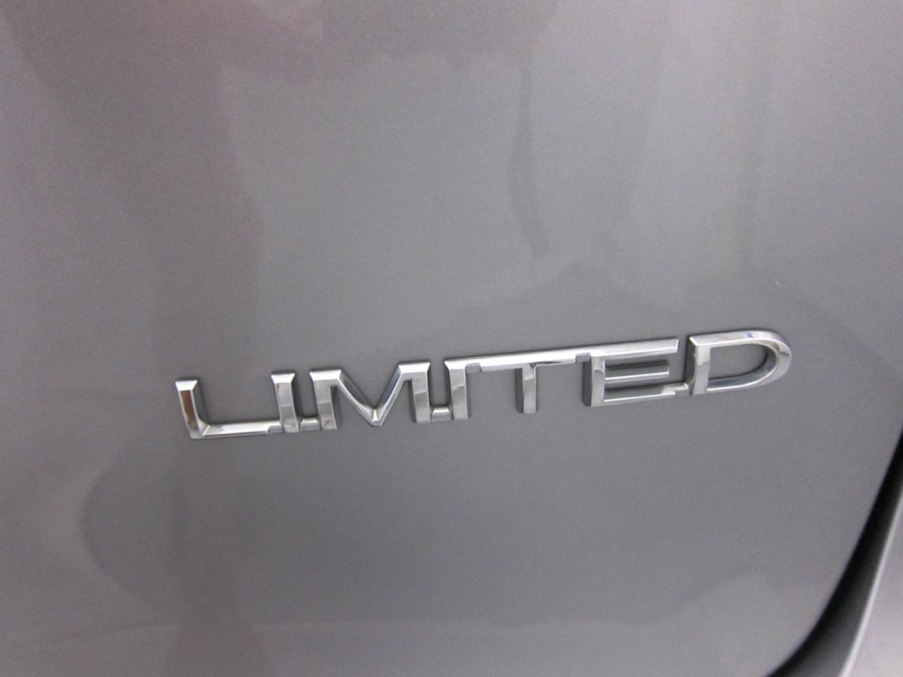 Chrysler Pacifica Limited 2020