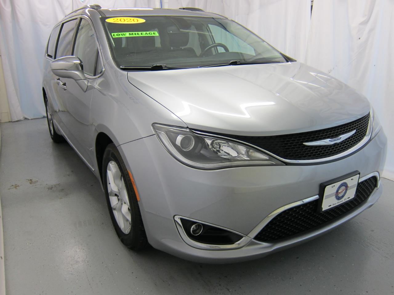 Chrysler Pacifica Limited 2020