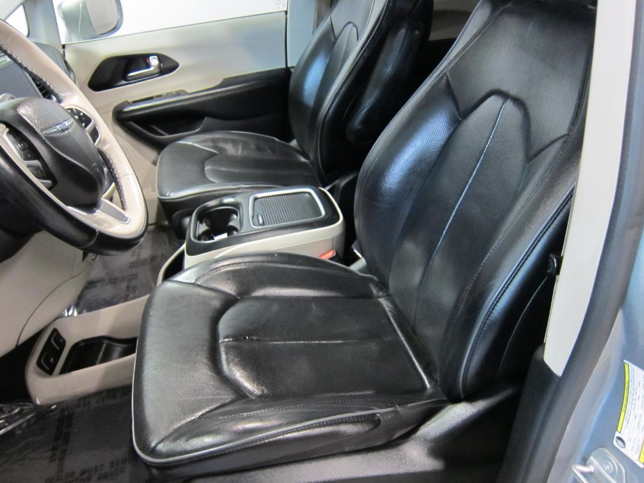 Chrysler Pacifica Limited 2020