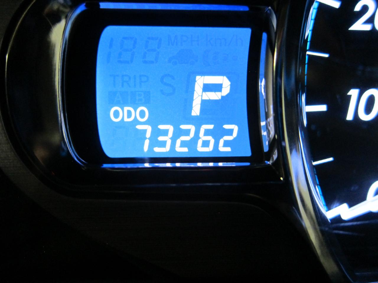 Toyota Sienna XLE FWD 8-Passenger V6 2013