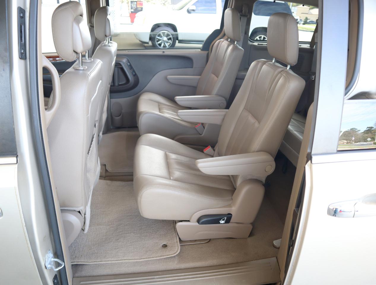 Chrysler Town & Country Touring-L 2016