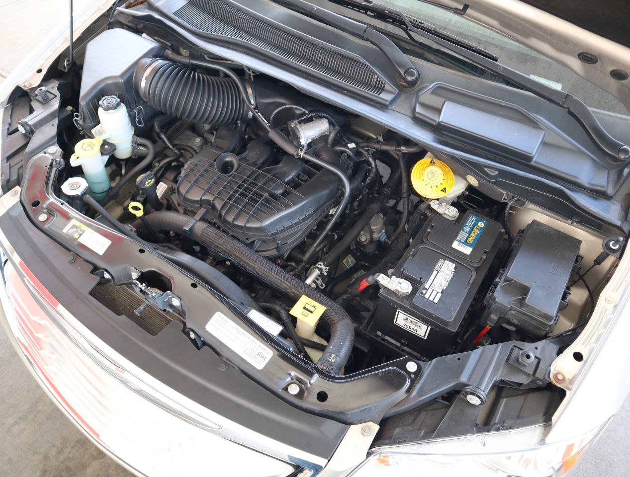 Chrysler Town & Country Touring-L 2016