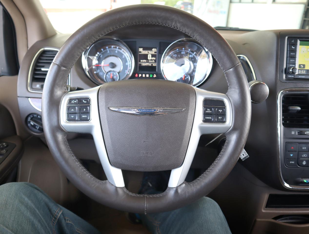 Chrysler Town & Country Touring-L 2016