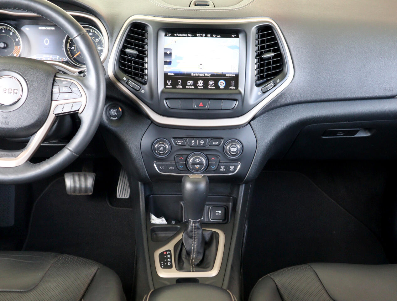 2015 Jeep Cherokee Limited photo 17